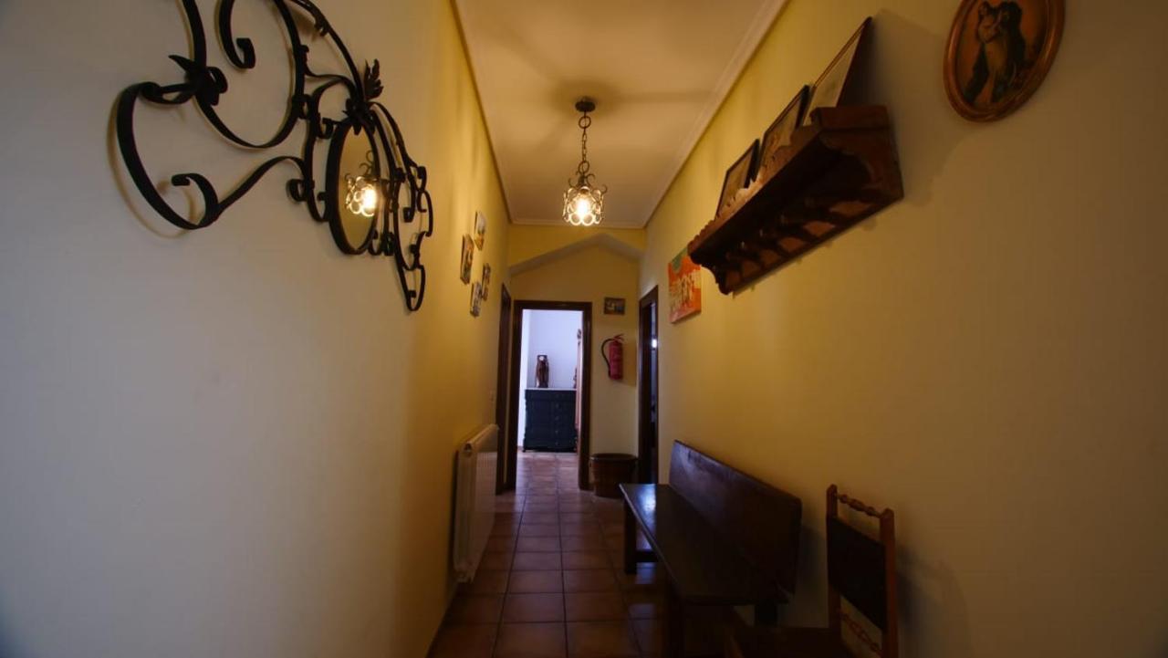 Casa Rural Plaza Vieja Saldaña Exterior foto